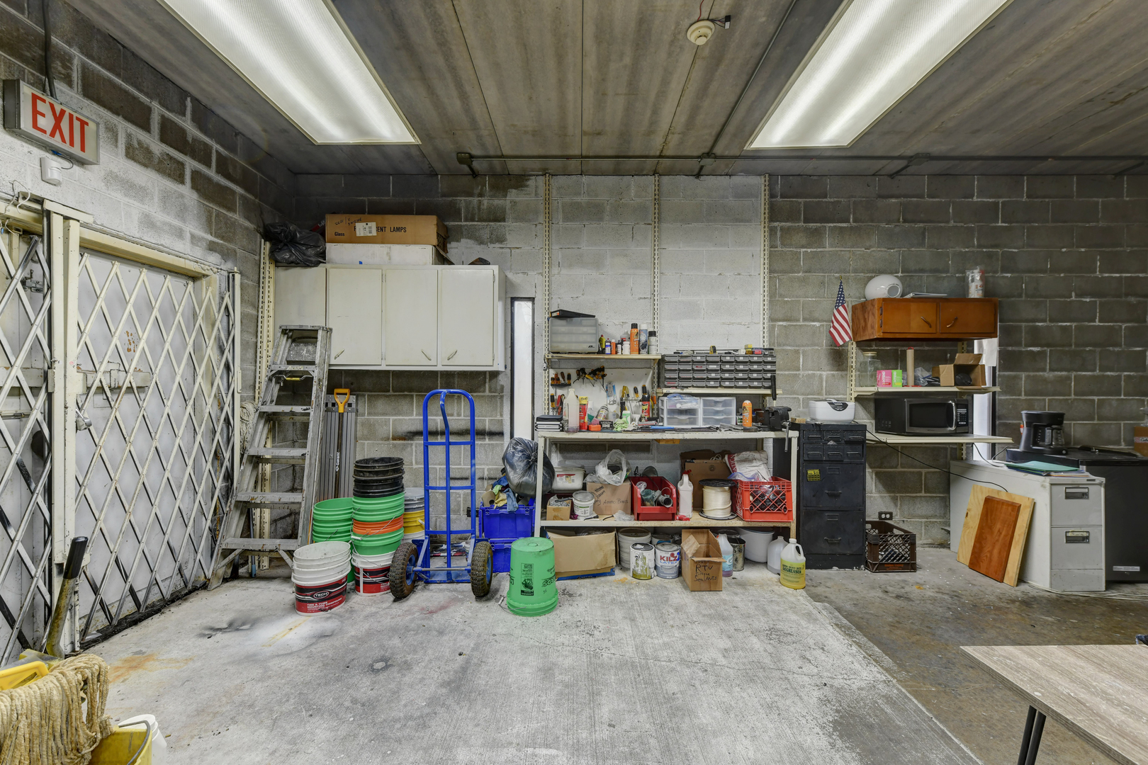 135 E Main Street, Glenwood, IL 60425