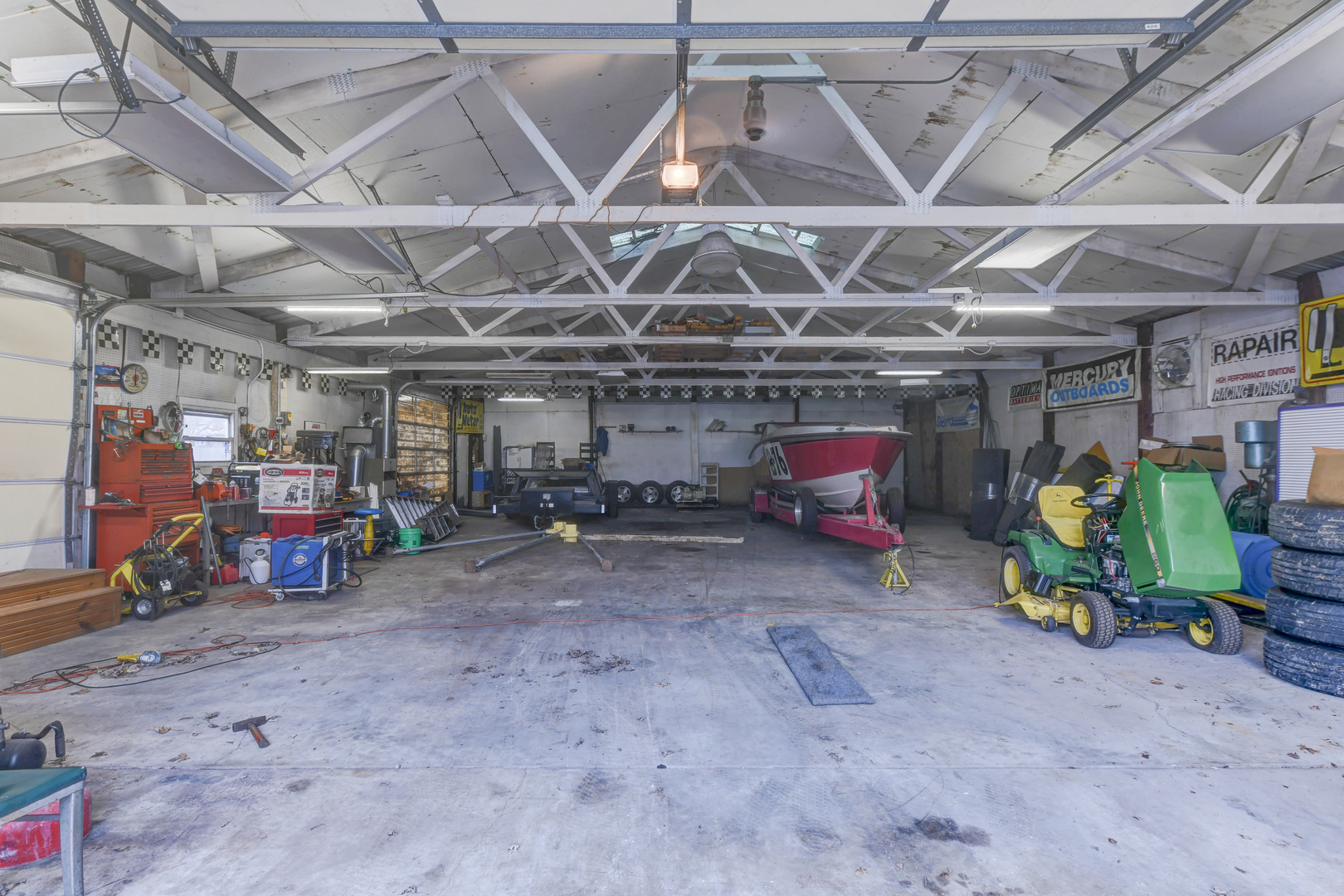 135 E Main Street, Glenwood, IL 60425