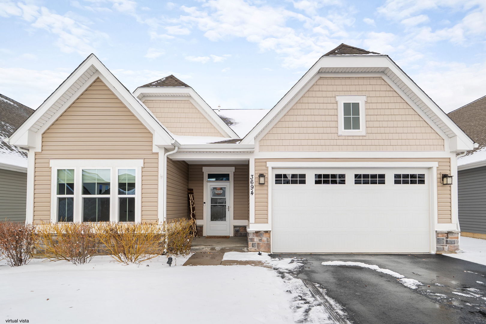 3694 Reddington Circle, Elgin, IL 60124