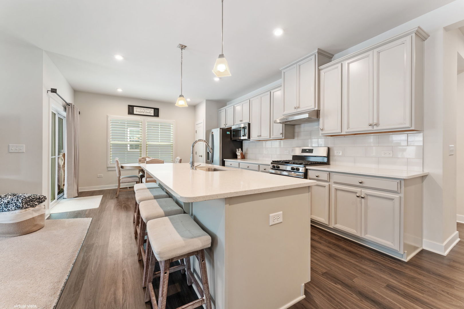 3694 Reddington Circle, Elgin, IL 60124