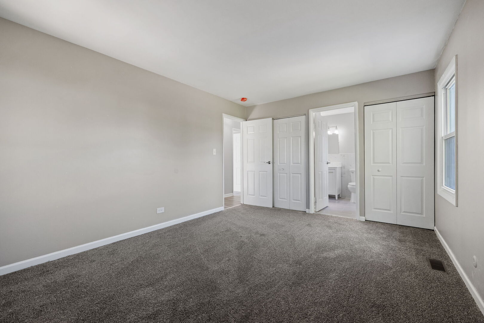 17700 Springfield Avenue, Country Club Hills, IL 60478