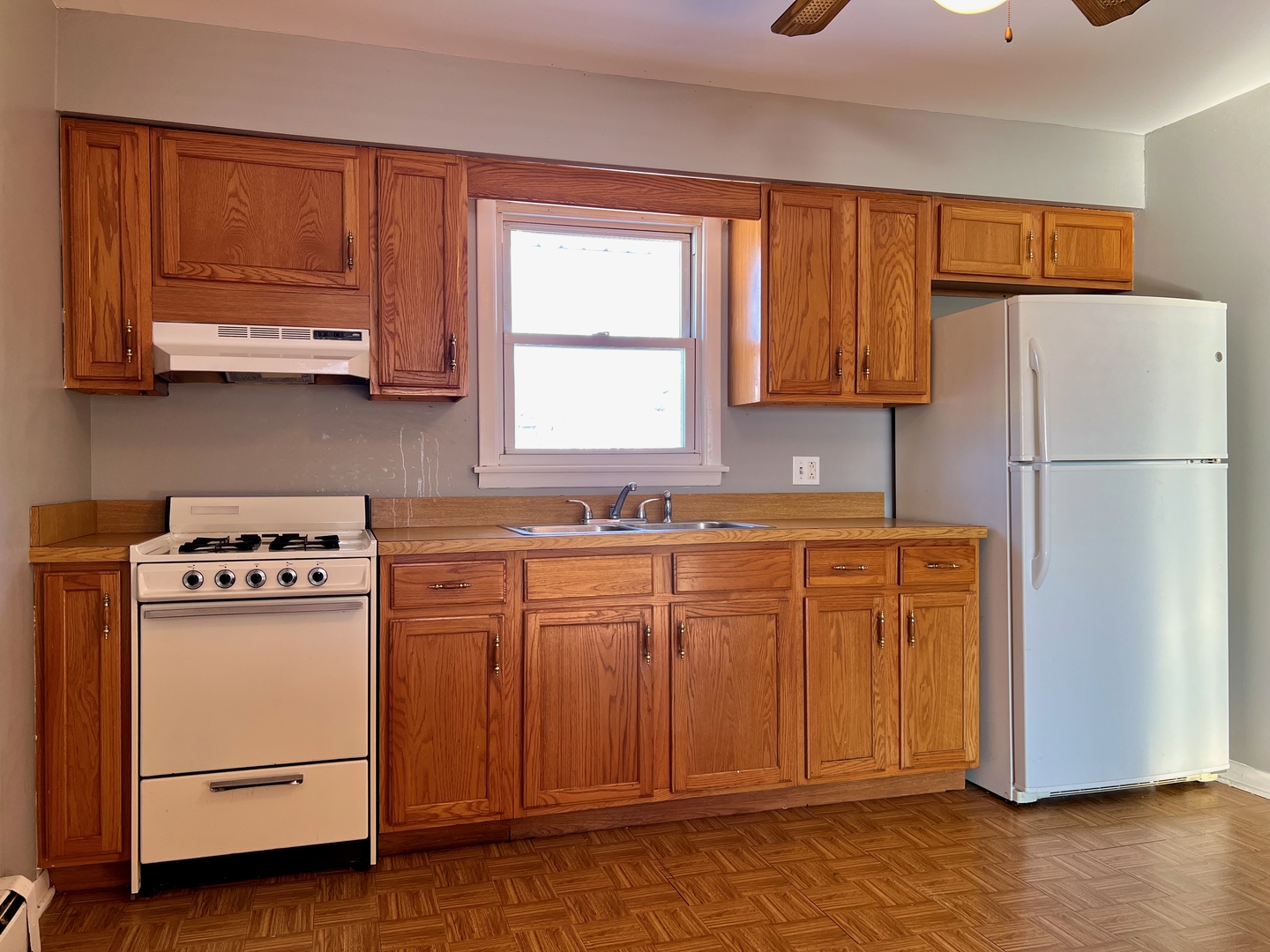 637 Pasadena Avenue #2W, Beecher, IL 60401