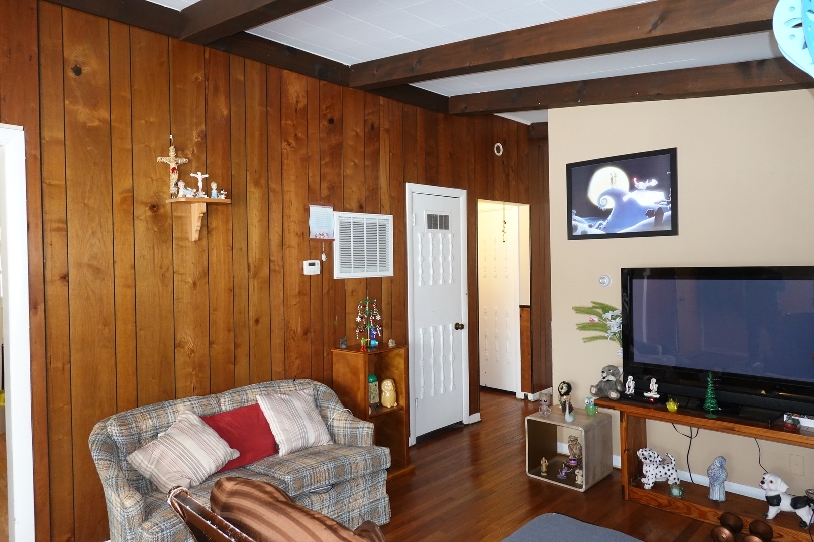 832 Mckinley Avenue, Mundelein, IL 60060