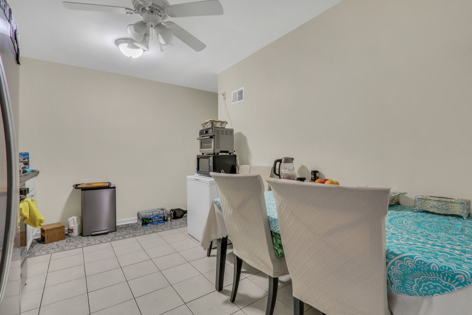 4956 LOUISE Street, Skokie, IL 60077