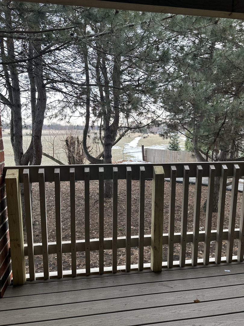 214 Glengarry Drive #201, Bloomingdale, IL 60108