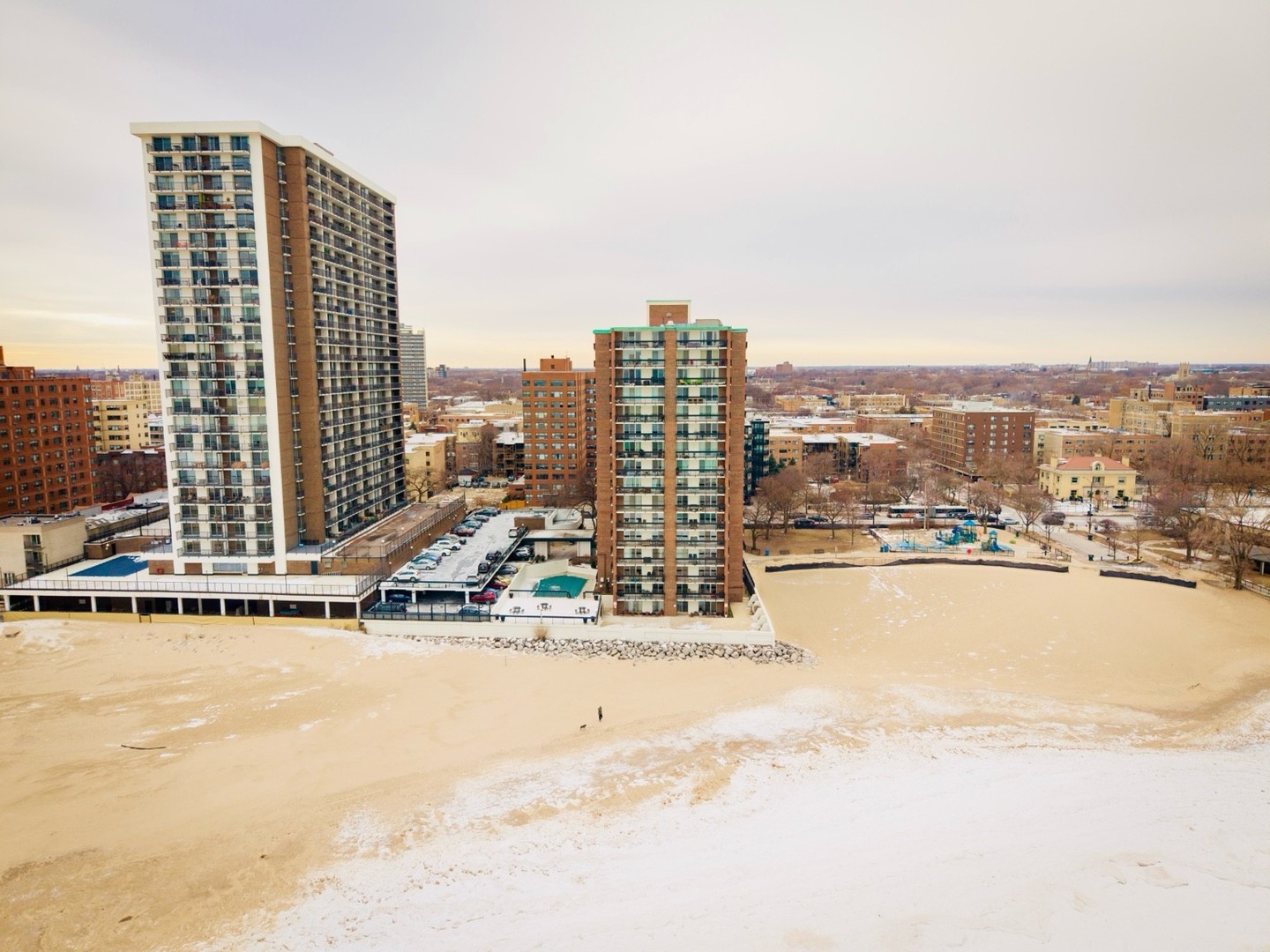 5901 N Sheridan Road #14H, Chicago, IL 60660