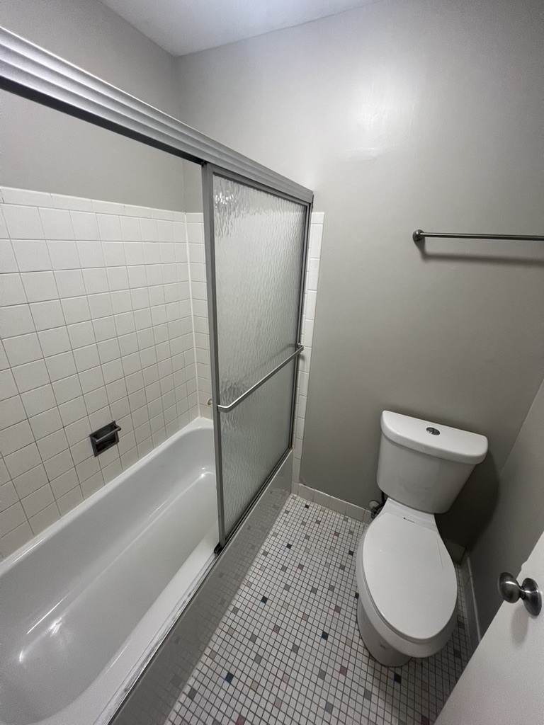 Willowbrook, IL 60527