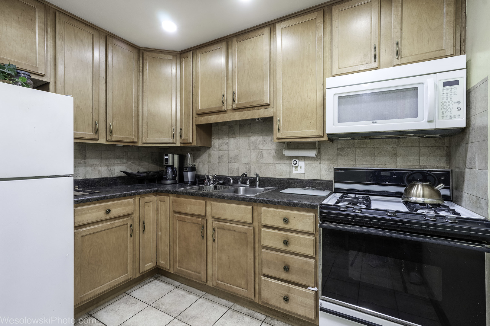 3023 Paris Avenue #205, River Grove, IL 60171