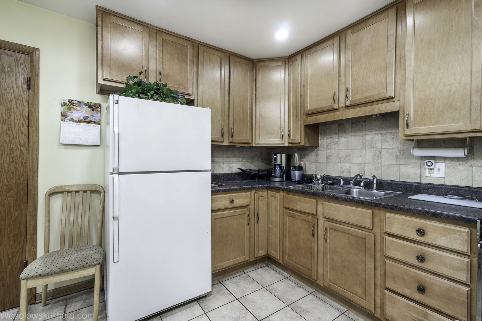 3023 Paris Avenue #205, River Grove, IL 60171