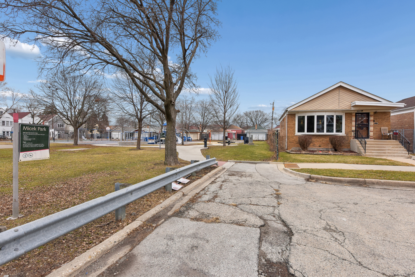 5317 S Hamilton Avenue, Chicago, IL 60609