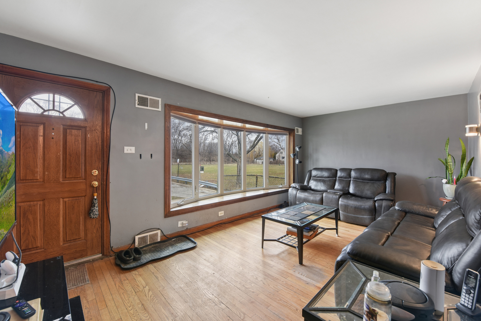 5317 S Hamilton Avenue, Chicago, IL 60609