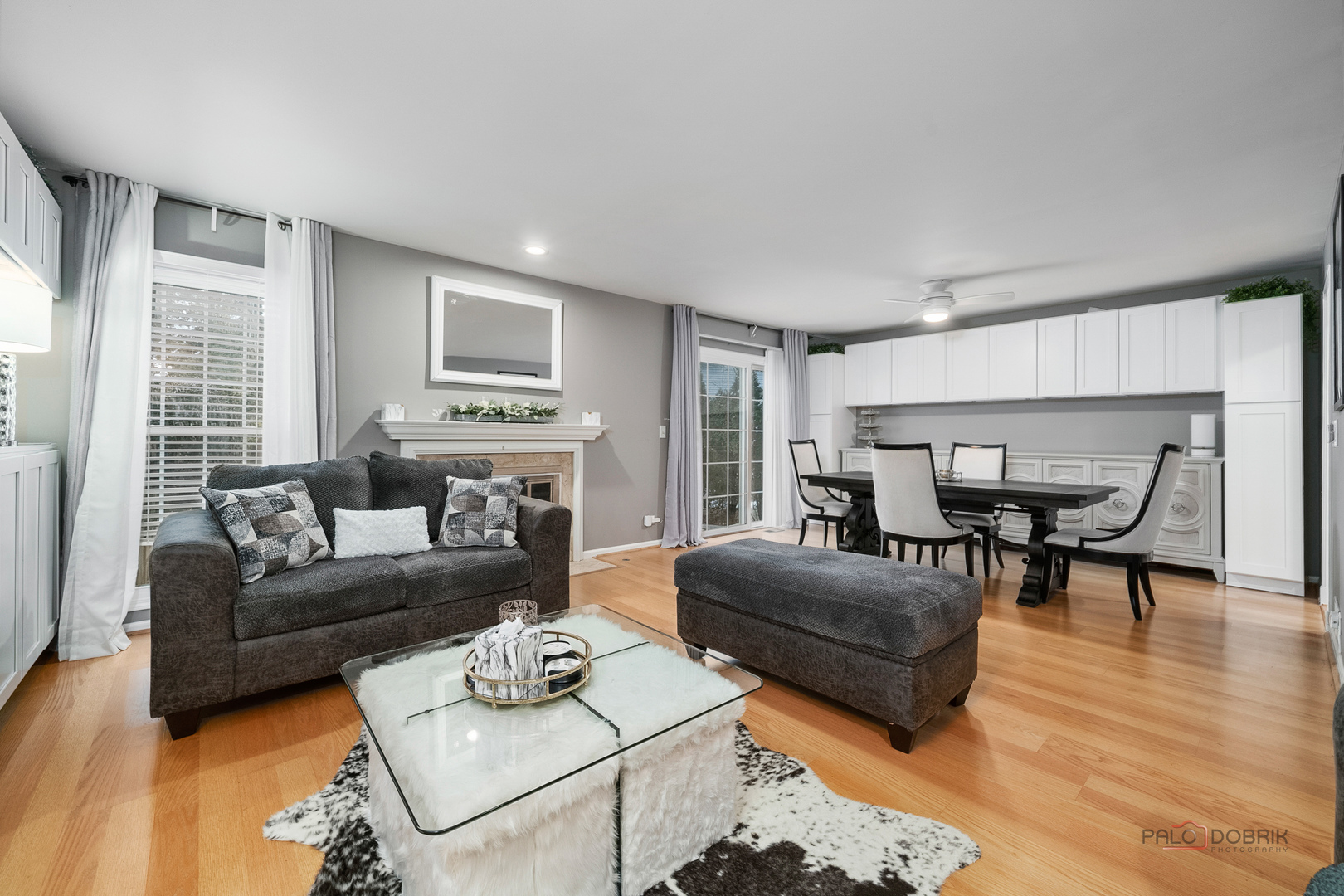 127 Camden Court, Lincolnshire, IL 60069