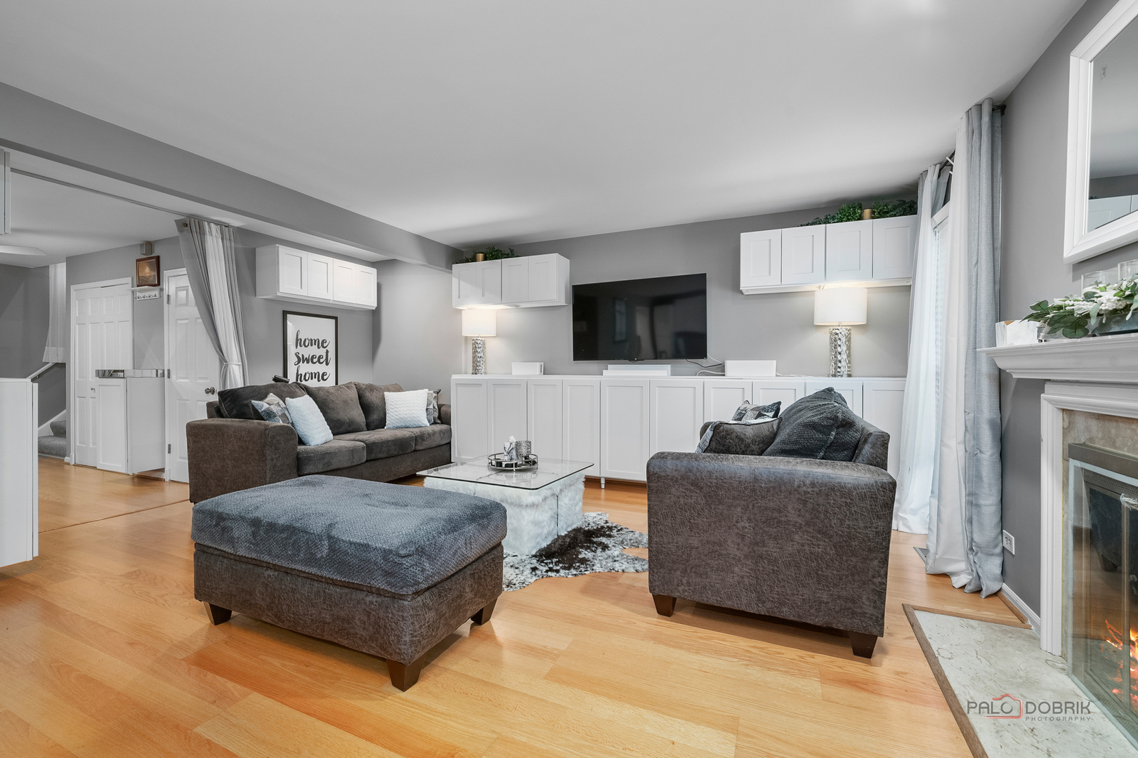 127 Camden Court, Lincolnshire, IL 60069