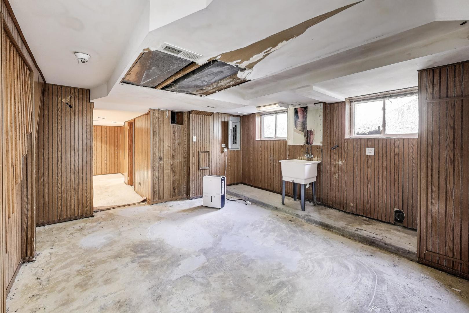 375 Park Avenue, Highland Park, IL 60035