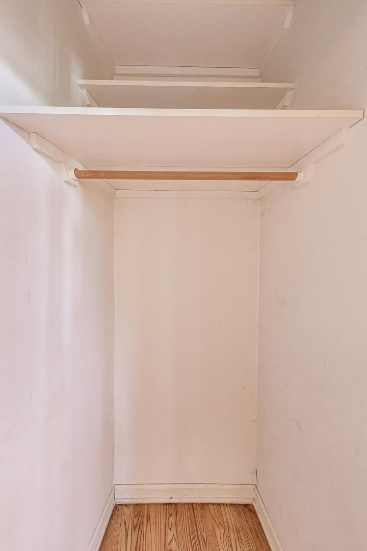 375 Park Avenue, Highland Park, IL 60035