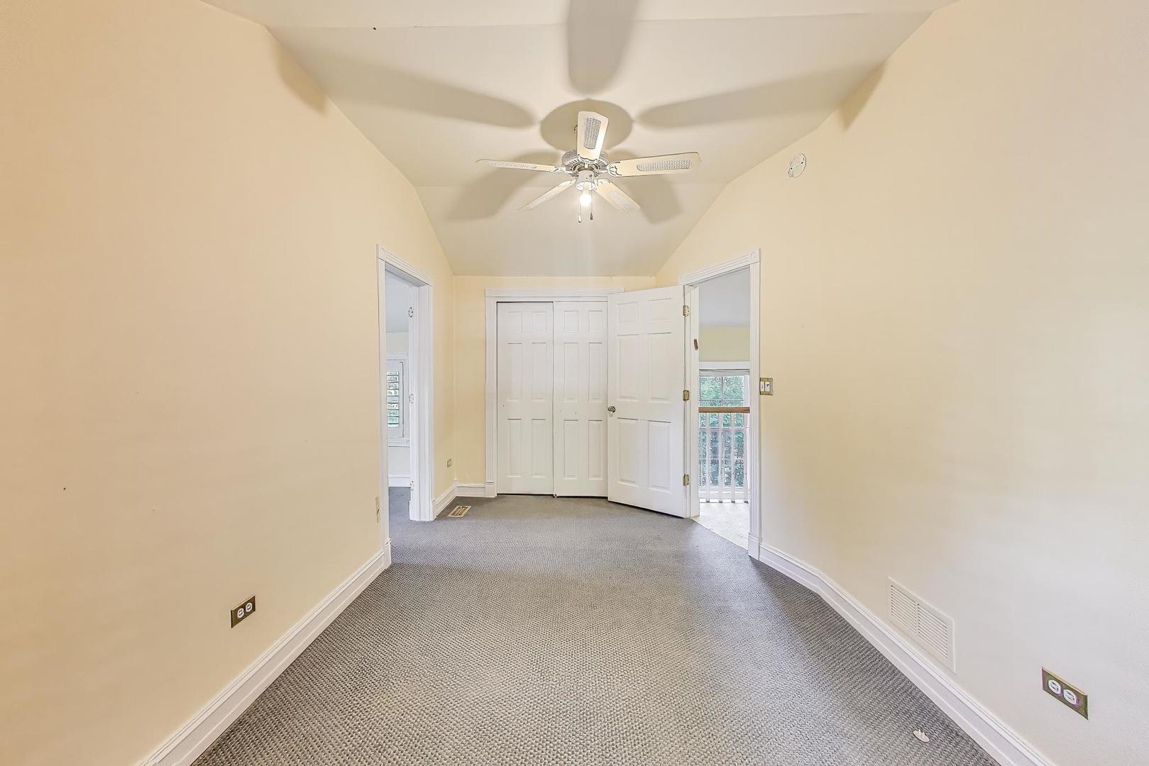 375 Park Avenue, Highland Park, IL 60035