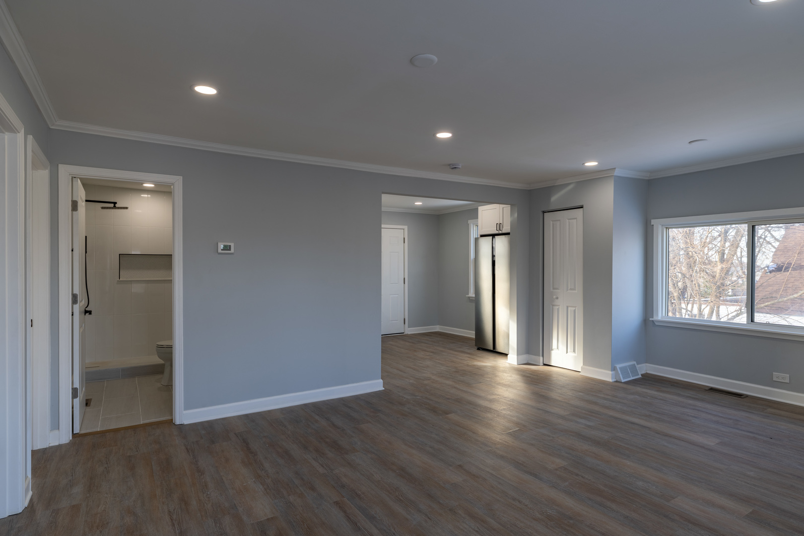 526 Grandview Drive, Round Lake Park, IL 60073