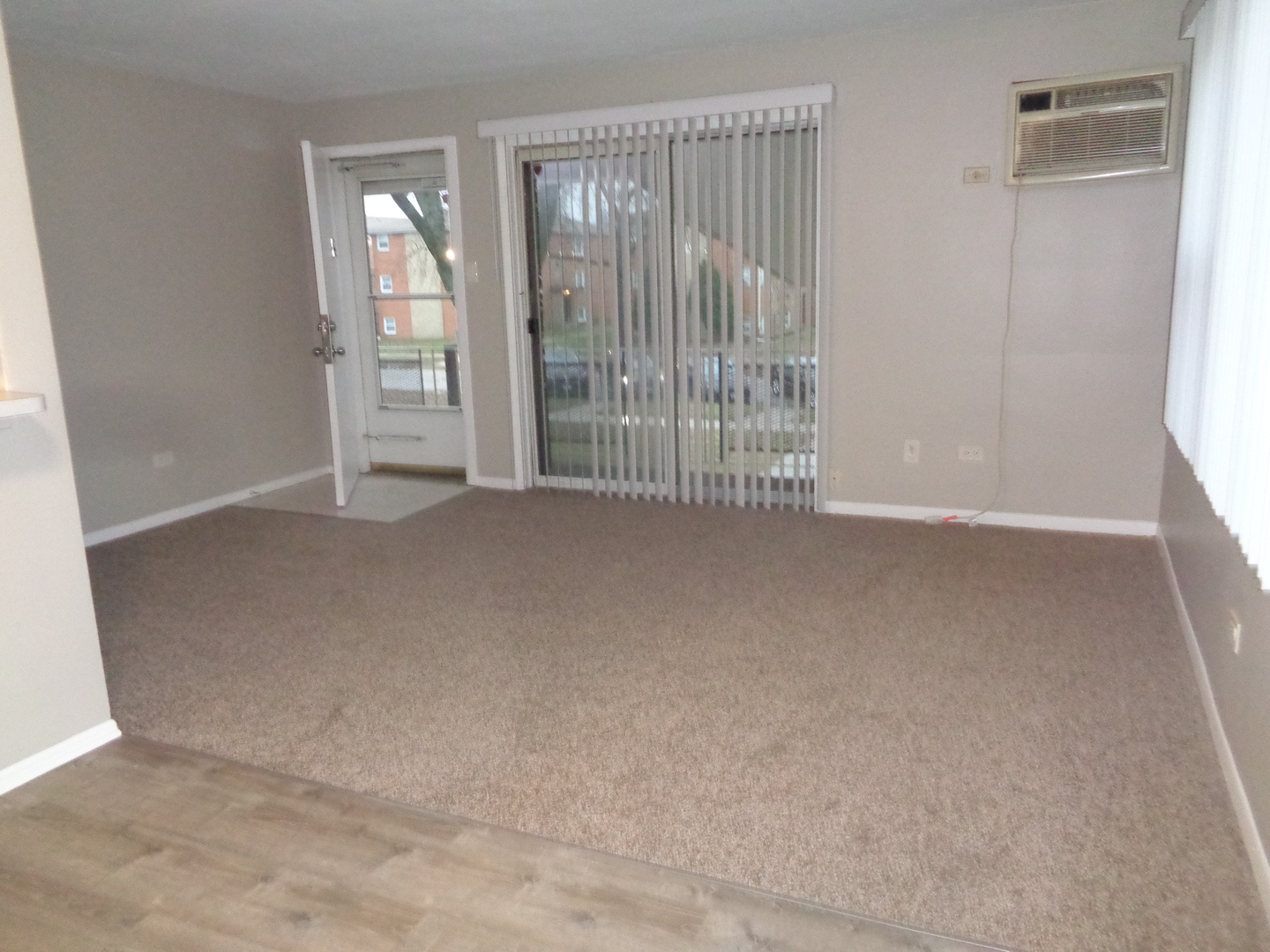 14601 S Keystone Avenue #B1, Midlothian, IL 60445