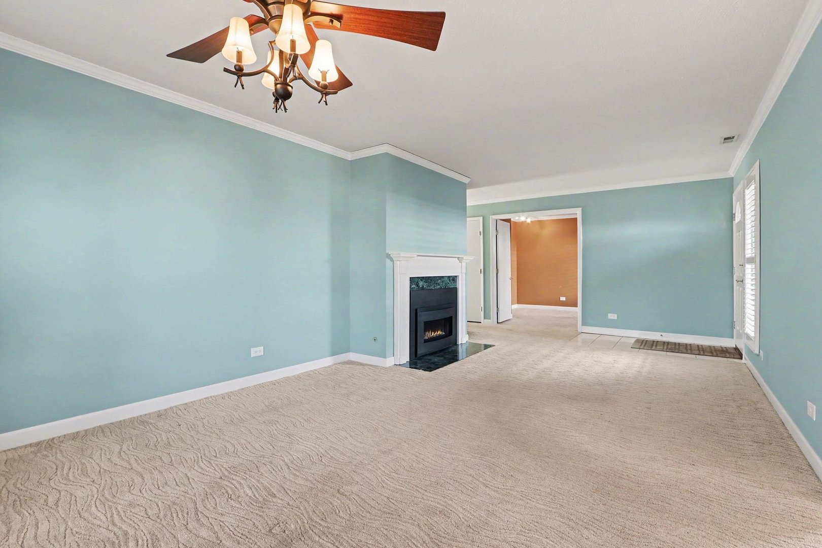 2661 Sumac Street, Woodridge, IL 60517