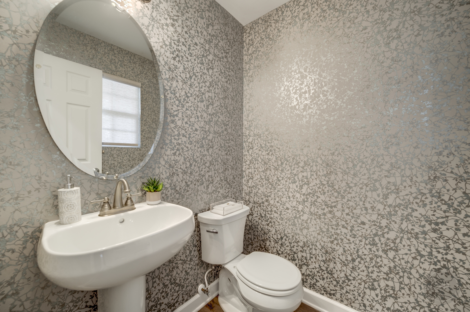 201 Dorset Avenue #201, Oswego, IL 60543