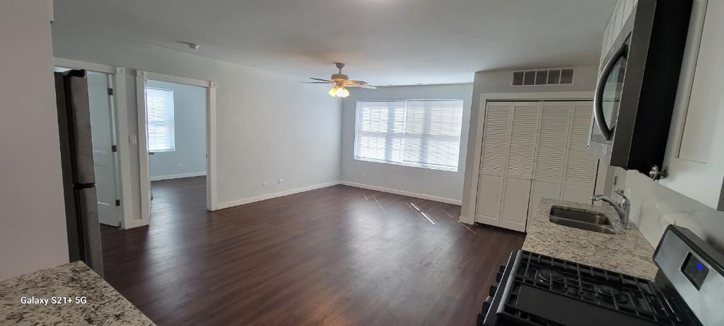 7441 N Rogers Avenue #1B, Chicago, IL 60626