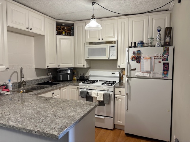 Naperville, IL 60563