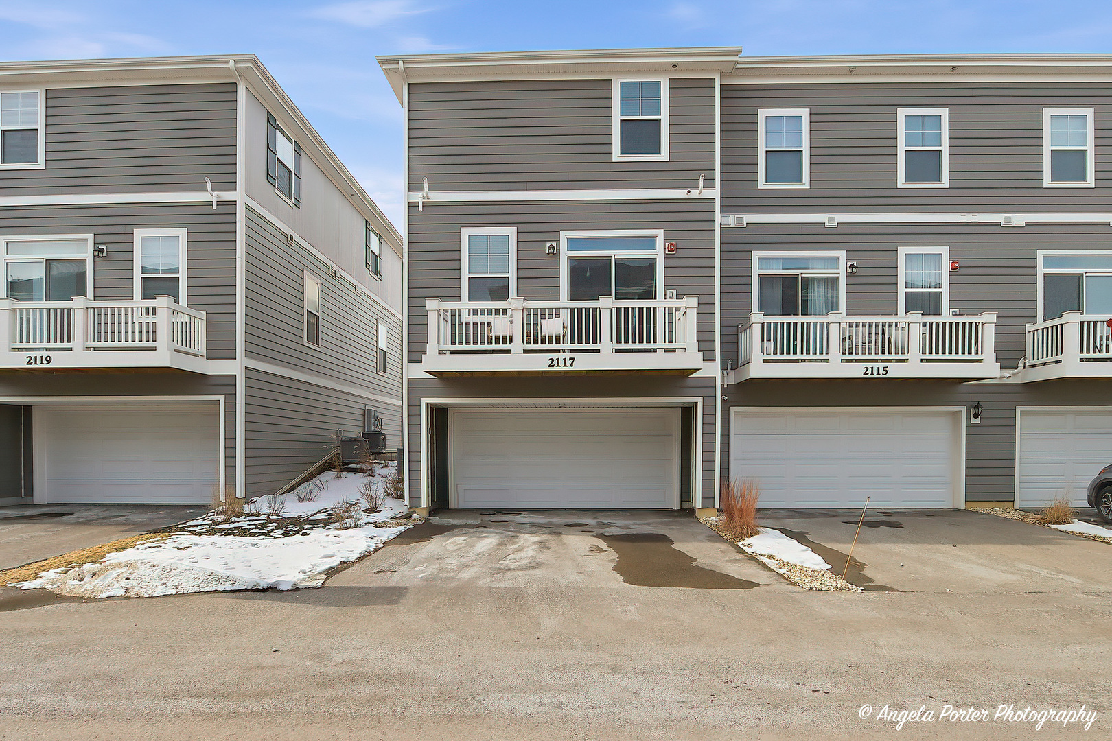 2117 Yellowstone Boulevard, Mundelein, IL 60060