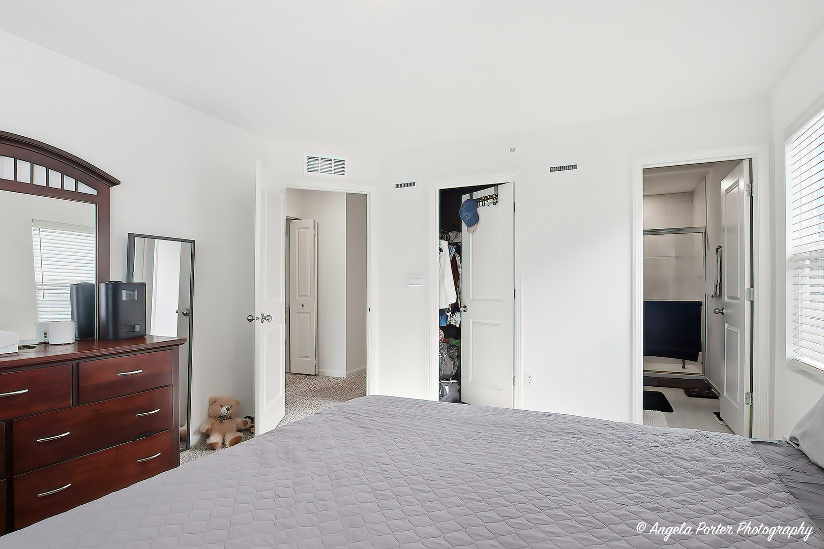 2117 Yellowstone Boulevard, Mundelein, IL 60060