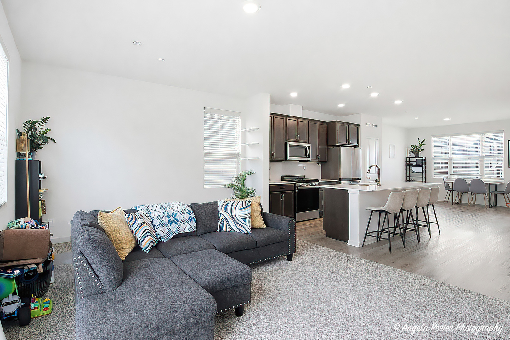 2117 Yellowstone Boulevard, Mundelein, IL 60060