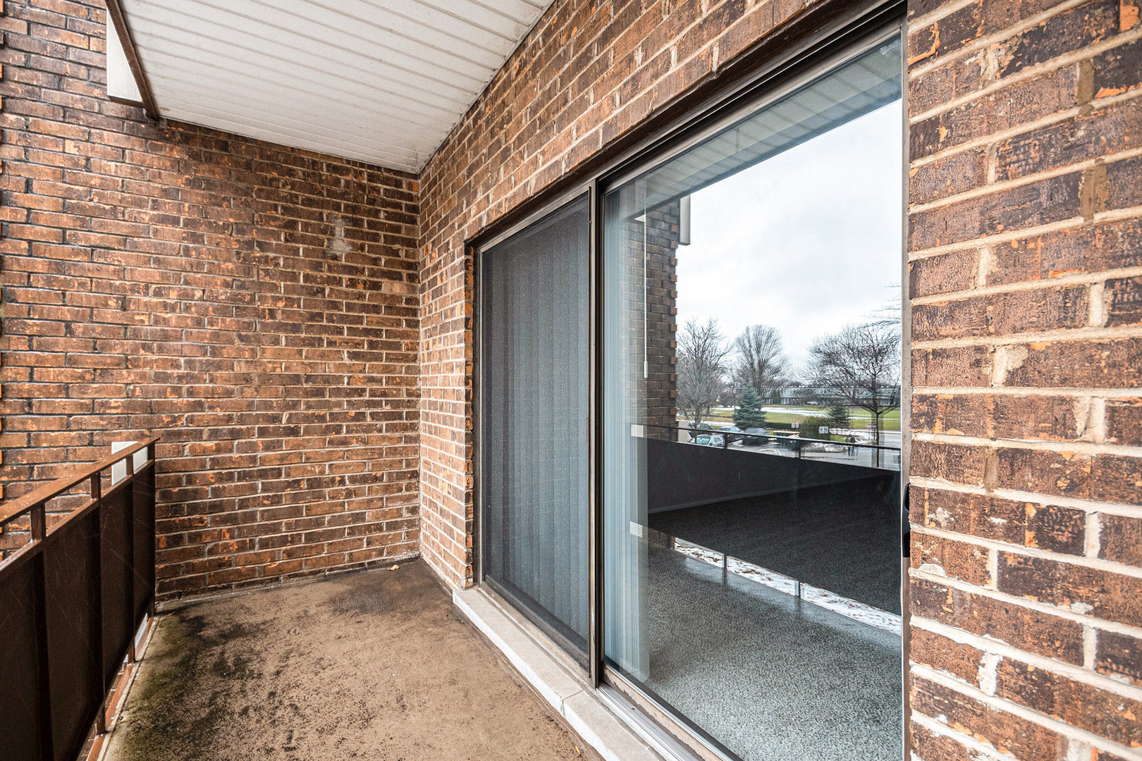 700 Wellington Avenue #207, Elk Grove Village, IL 60007