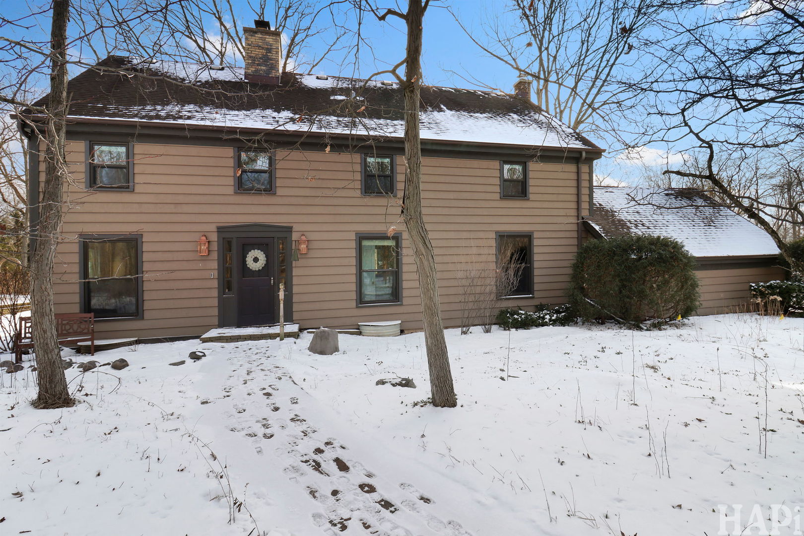 840 Hawthorne Lane, Libertyville, IL 60048