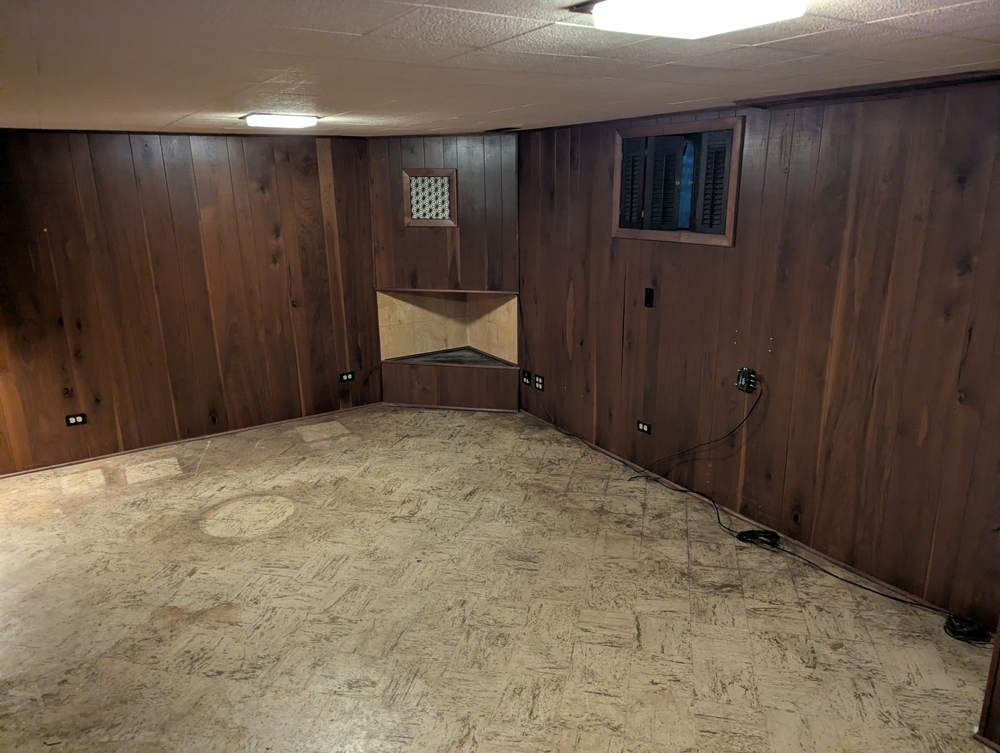 2507 W Howard Street, Chicago, IL 60645