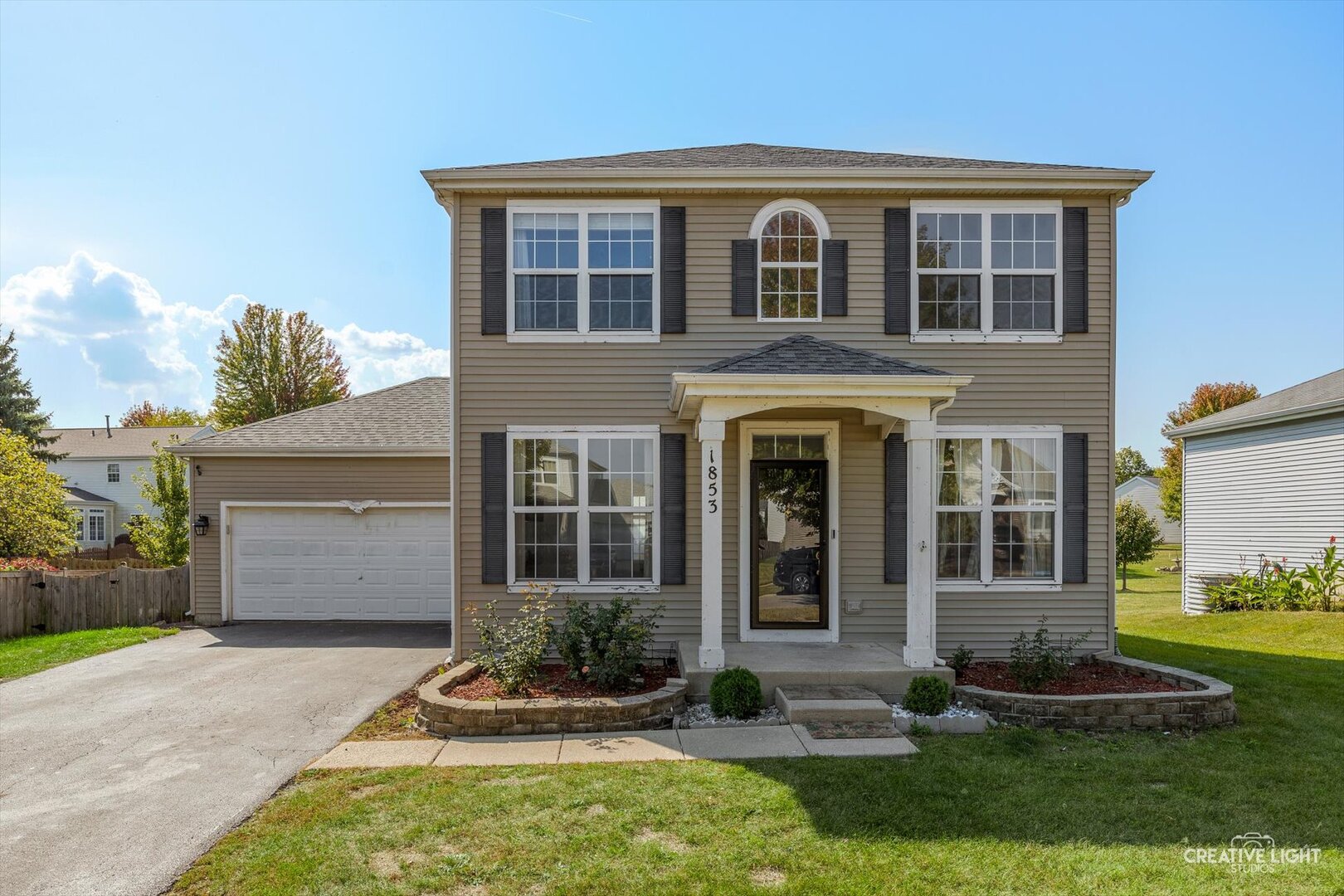 1853 Westridge Place, Aurora, IL 60504