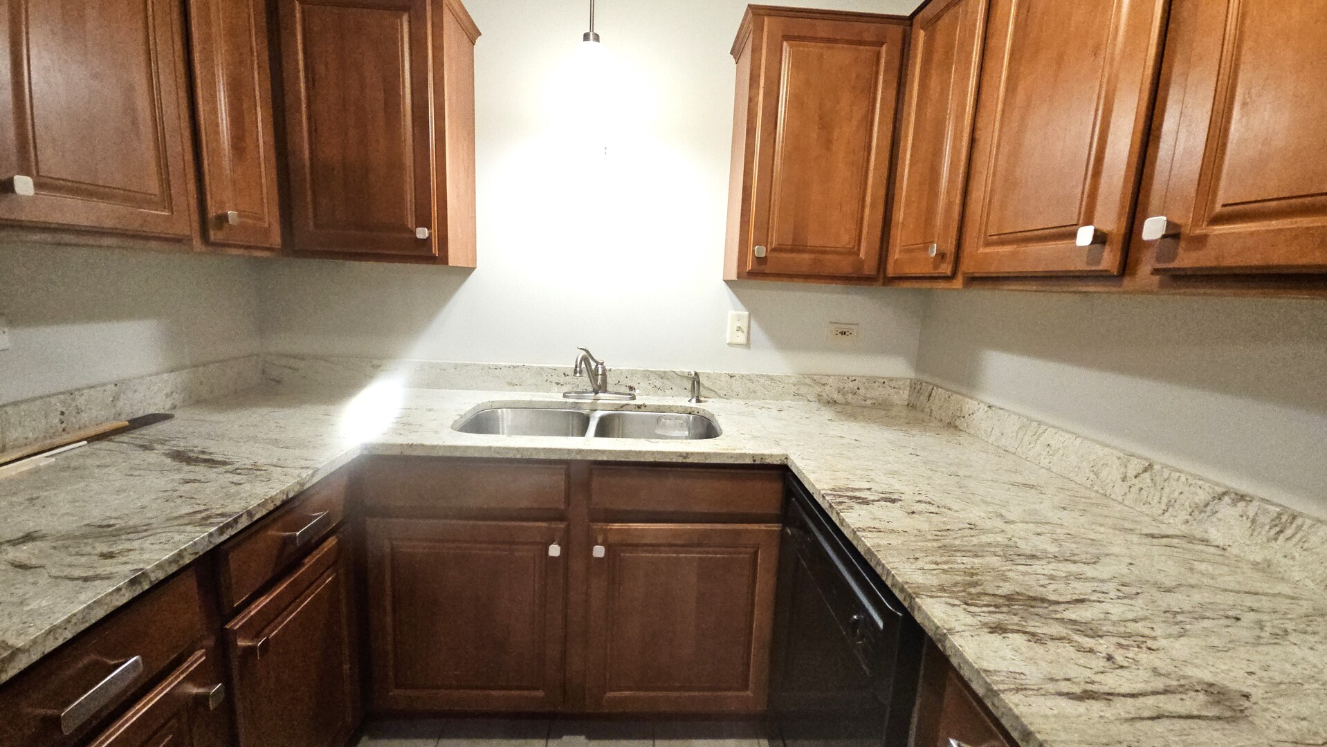 7540 W 111TH Street #3E, Worth, IL 60482