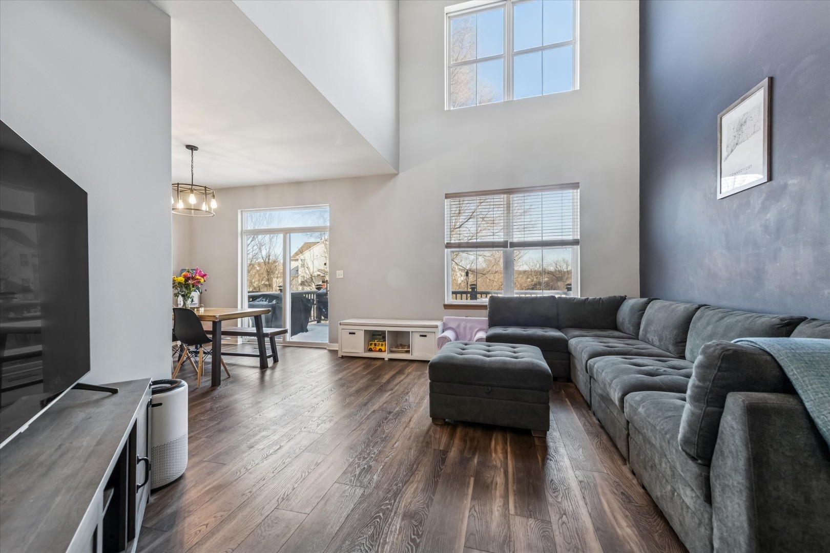 529 Horizon Drive, Bartlett, IL 60103