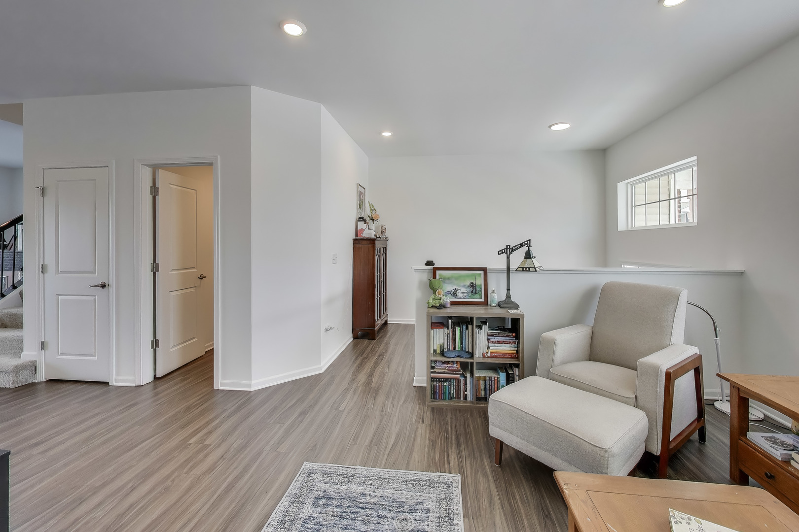 709 Neubauer Circle, Lindenhurst, IL 60046