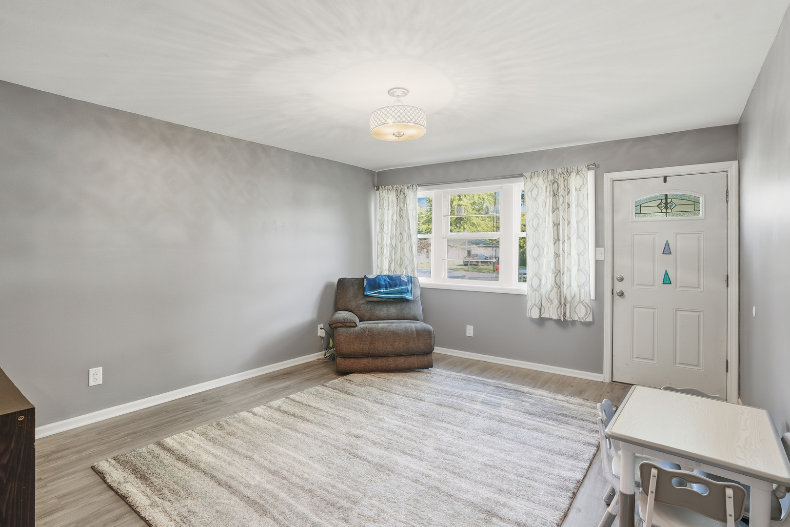 515 W Auburn Lane, Crete, IL 60417