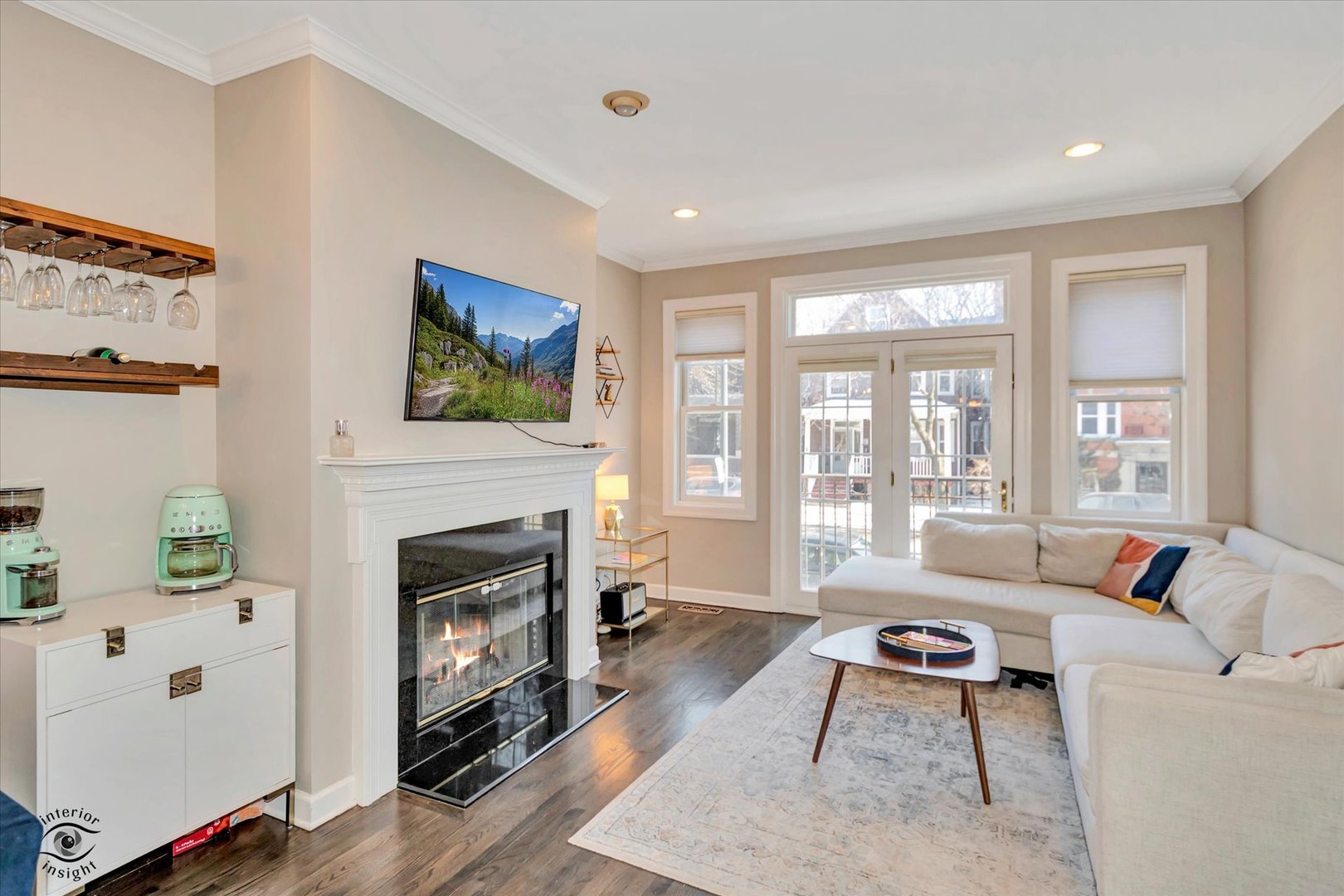 3640 N Damen Avenue #1, Chicago, IL 60618