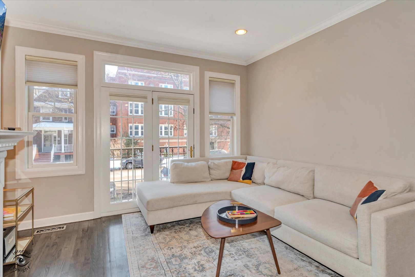 3640 N Damen Avenue #1, Chicago, IL 60618