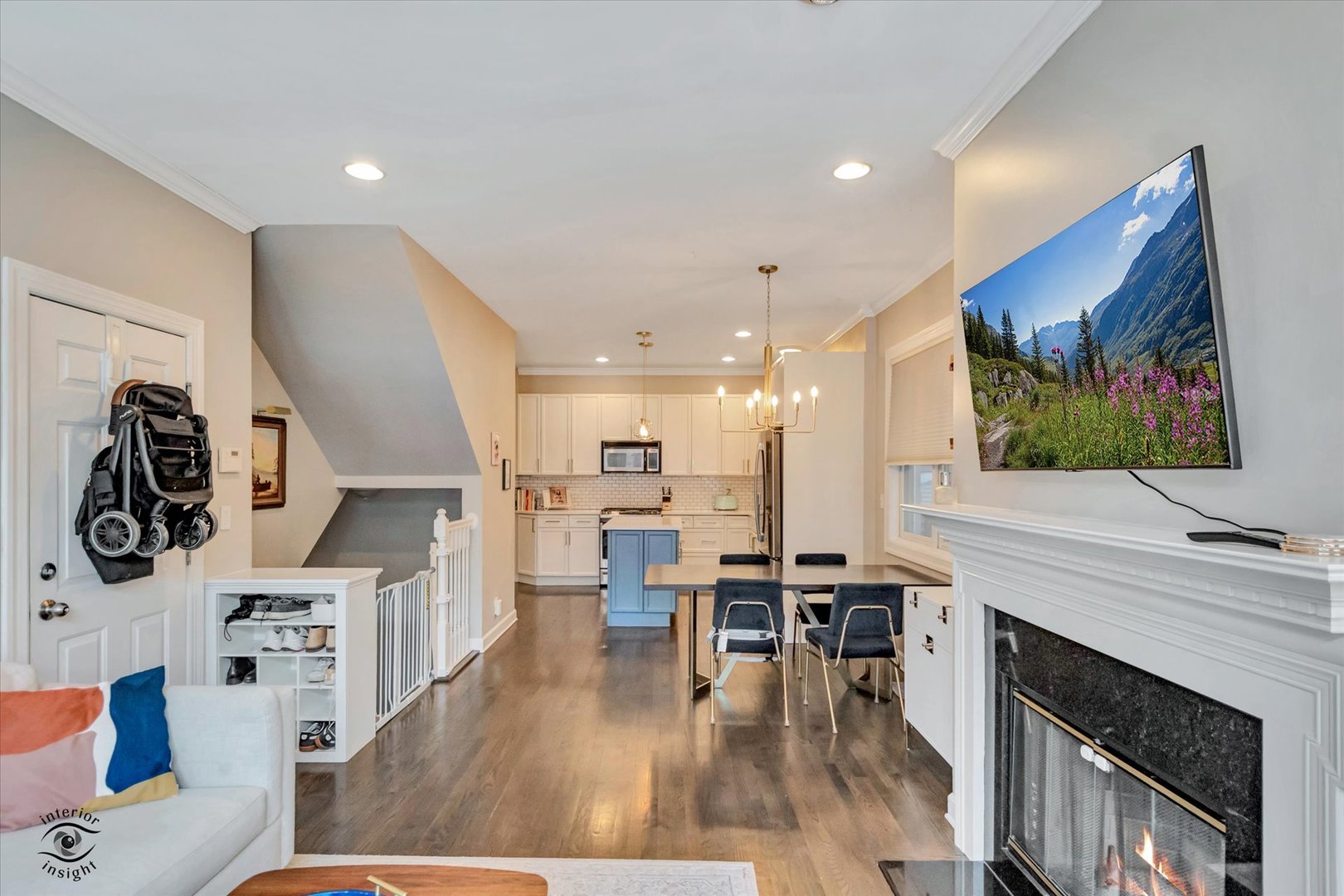 3640 N Damen Avenue #1, Chicago, IL 60618