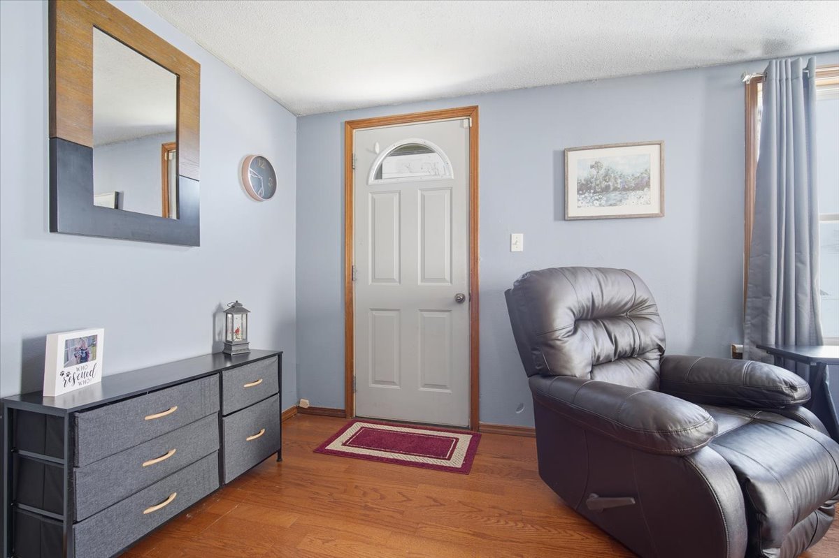 118 Florida Avenue, Washington, IL 61571