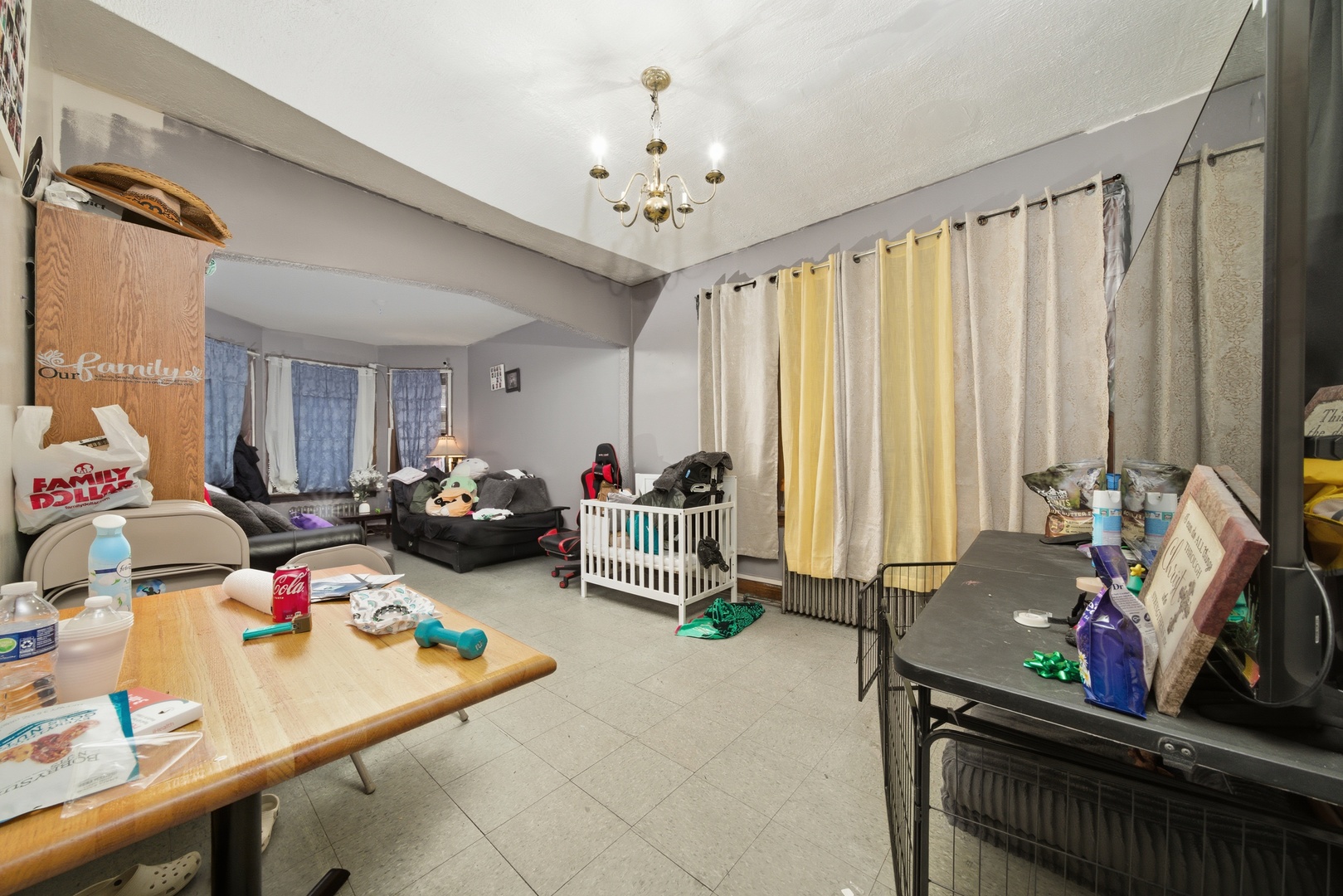 921 N Avers Avenue, Chicago, IL 60651