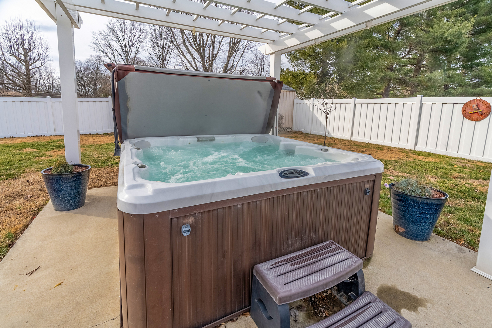 1402 Matthew Lane, Marion, IL 62959