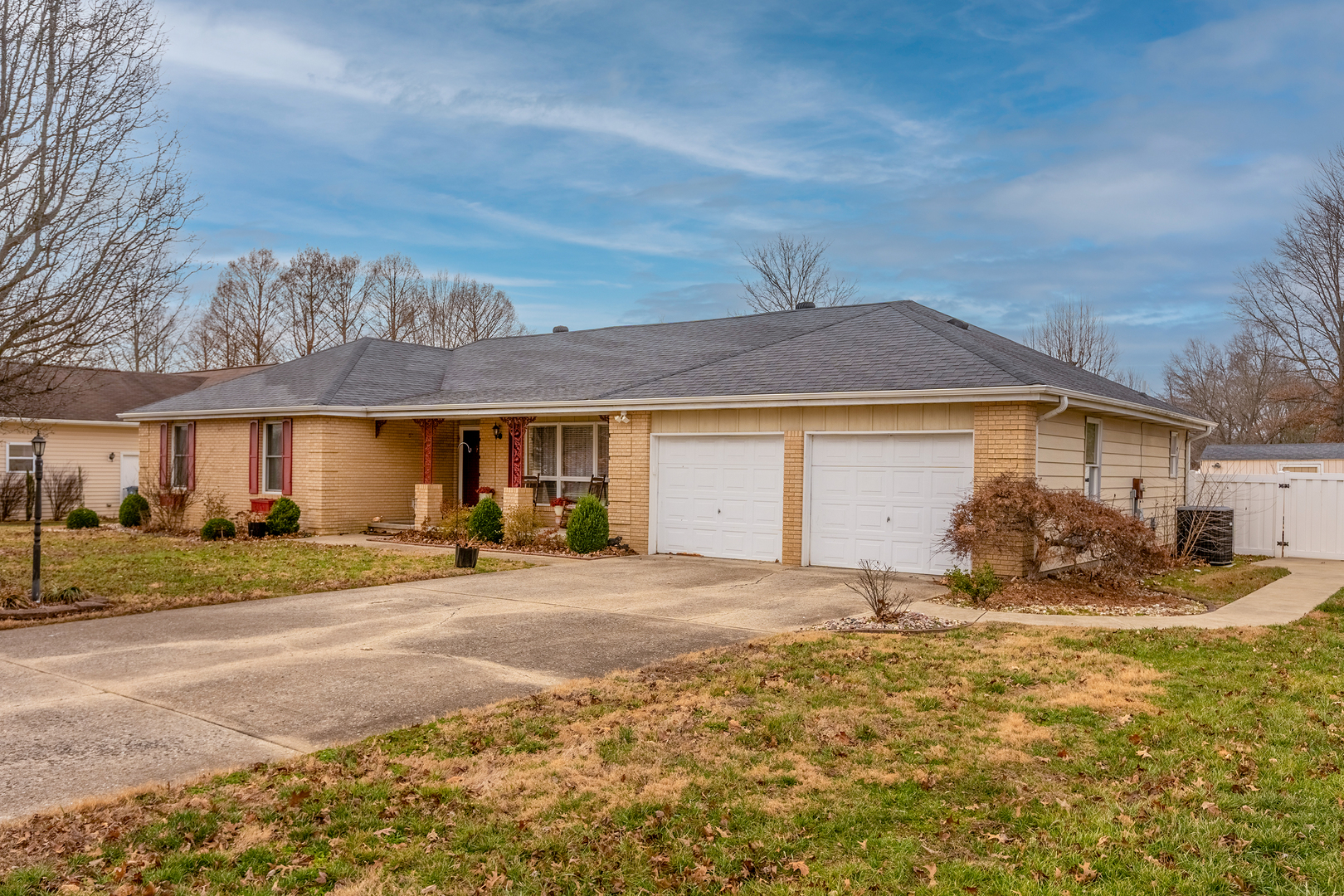 1402 Matthew Lane, Marion, IL 62959