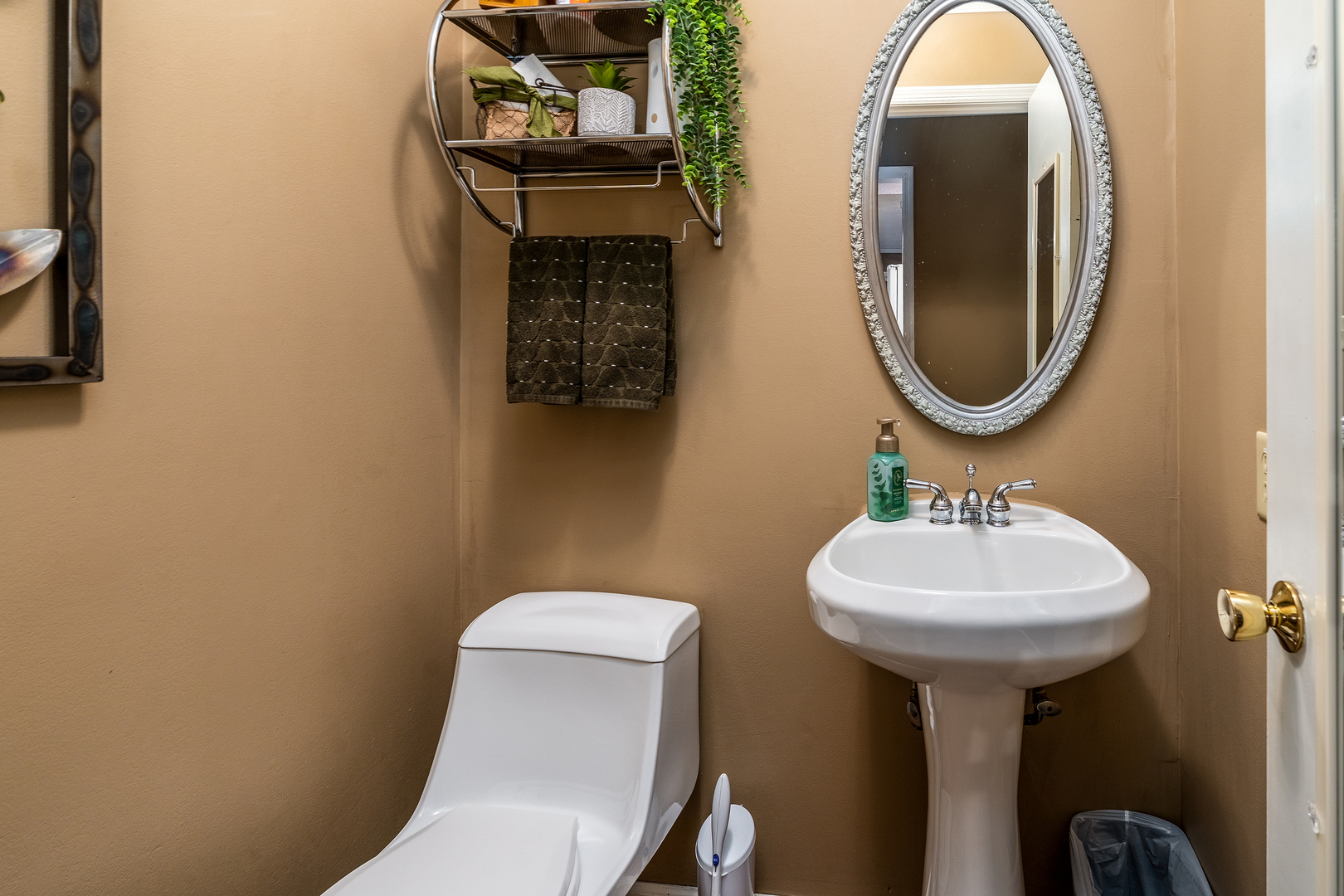 1402 Matthew Lane, Marion, IL 62959