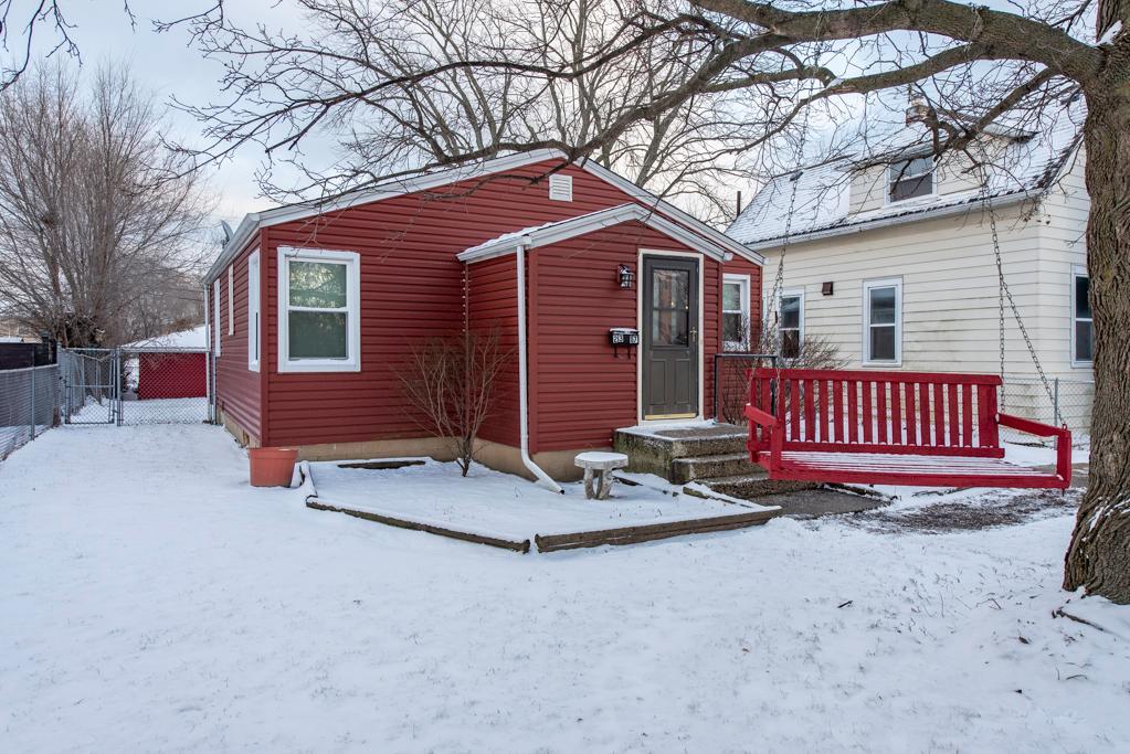 2317 Gideon Avenue, Zion, IL 60099