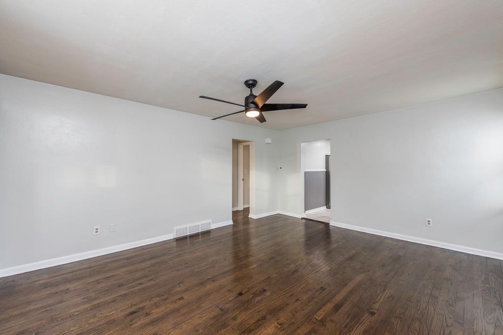 2317 Gideon Avenue, Zion, IL 60099