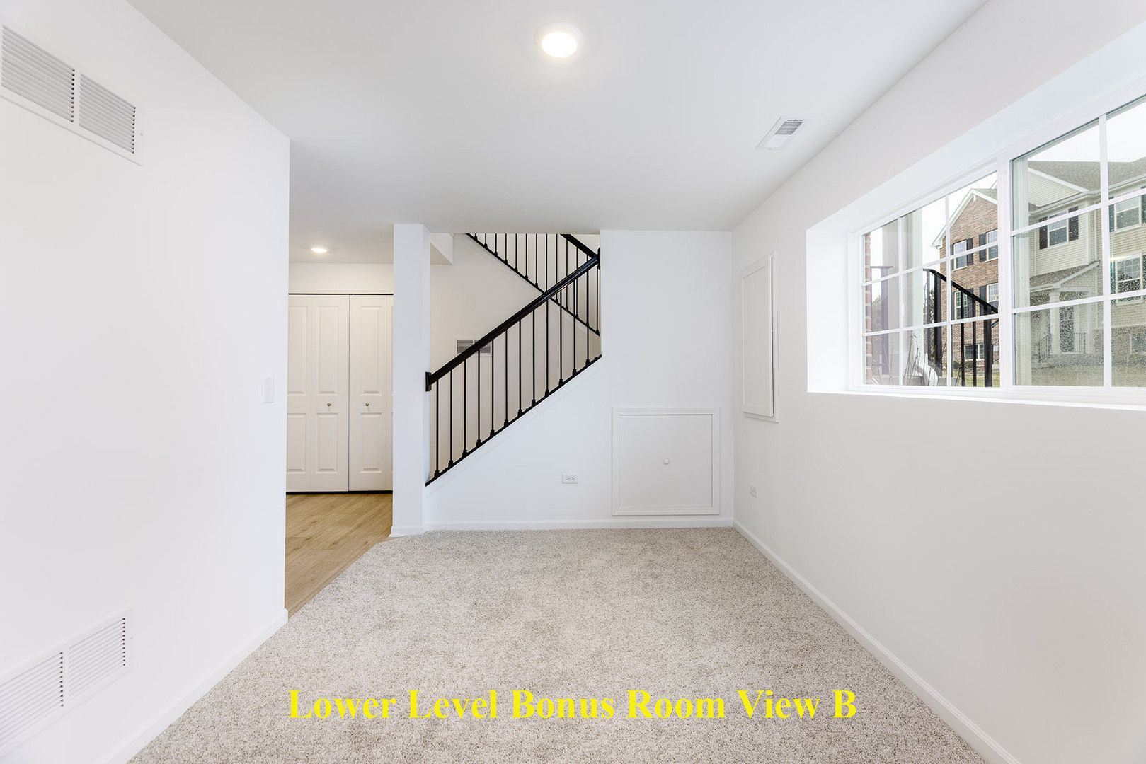 1703 Neubauer Circle, Lindenhurst, IL 60046