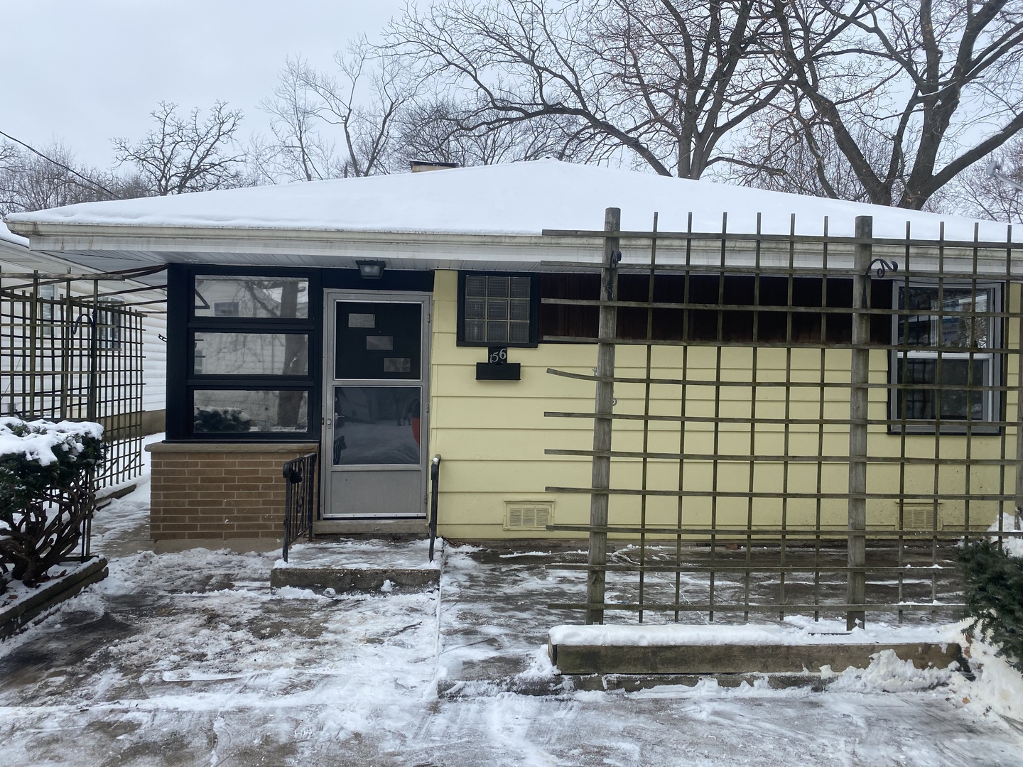 156 Park Place, Grayslake, IL 60030