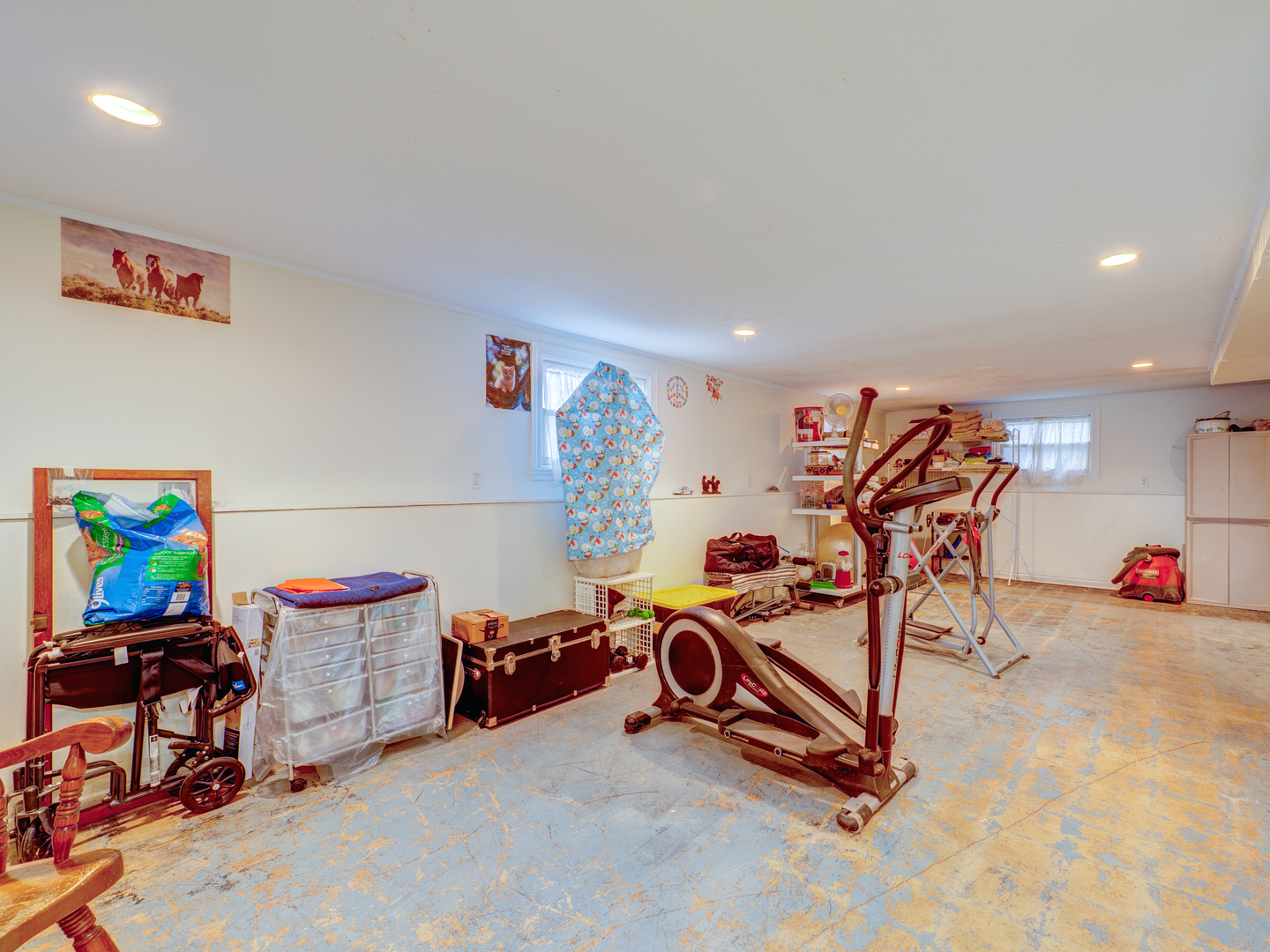 1416 Kings Road, Carpentersville, IL 60110